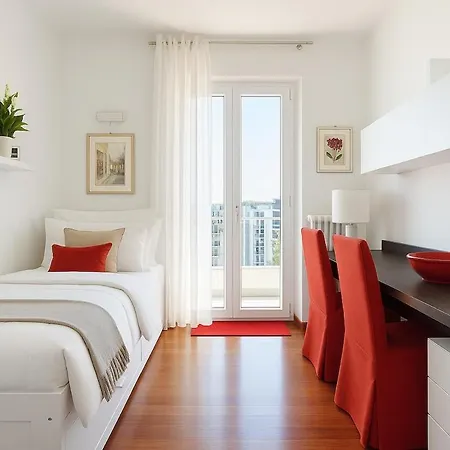 Apartman The Red Penthouse - Family With Terrace 2 Bedroom Private Park *